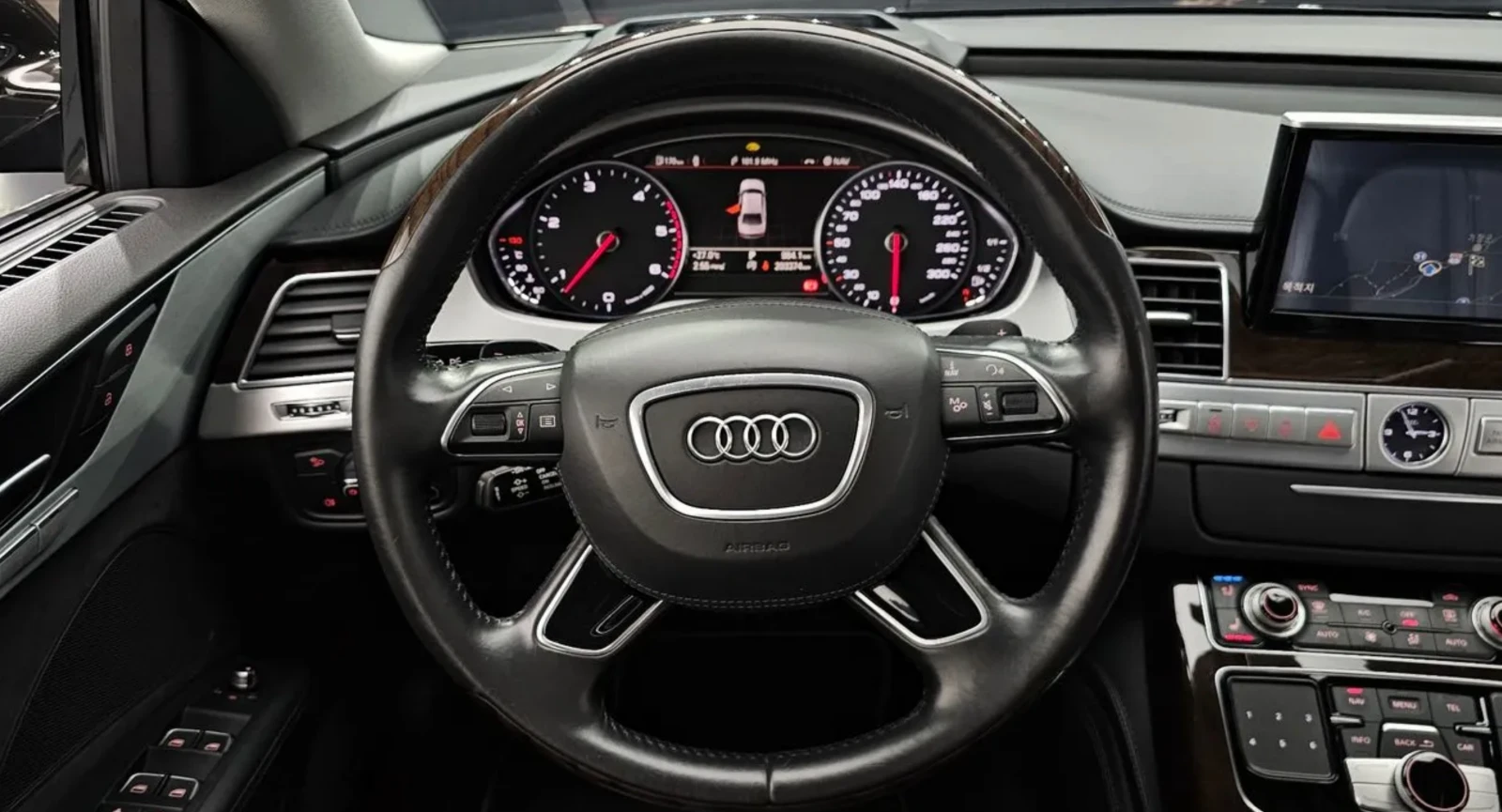 Audi A8 L* 60TDI* HUD* PANO* МАСАЖ* КРАЙНА ЦЕНА* , снимка 10 - Автомобили и джипове - 55146629