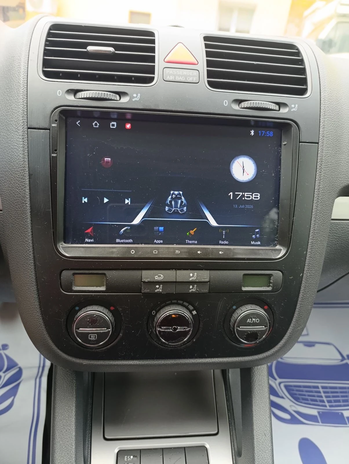 VW Golf 5 2.0 TDI, снимка 10 - Автомобили и джипове - 55304138