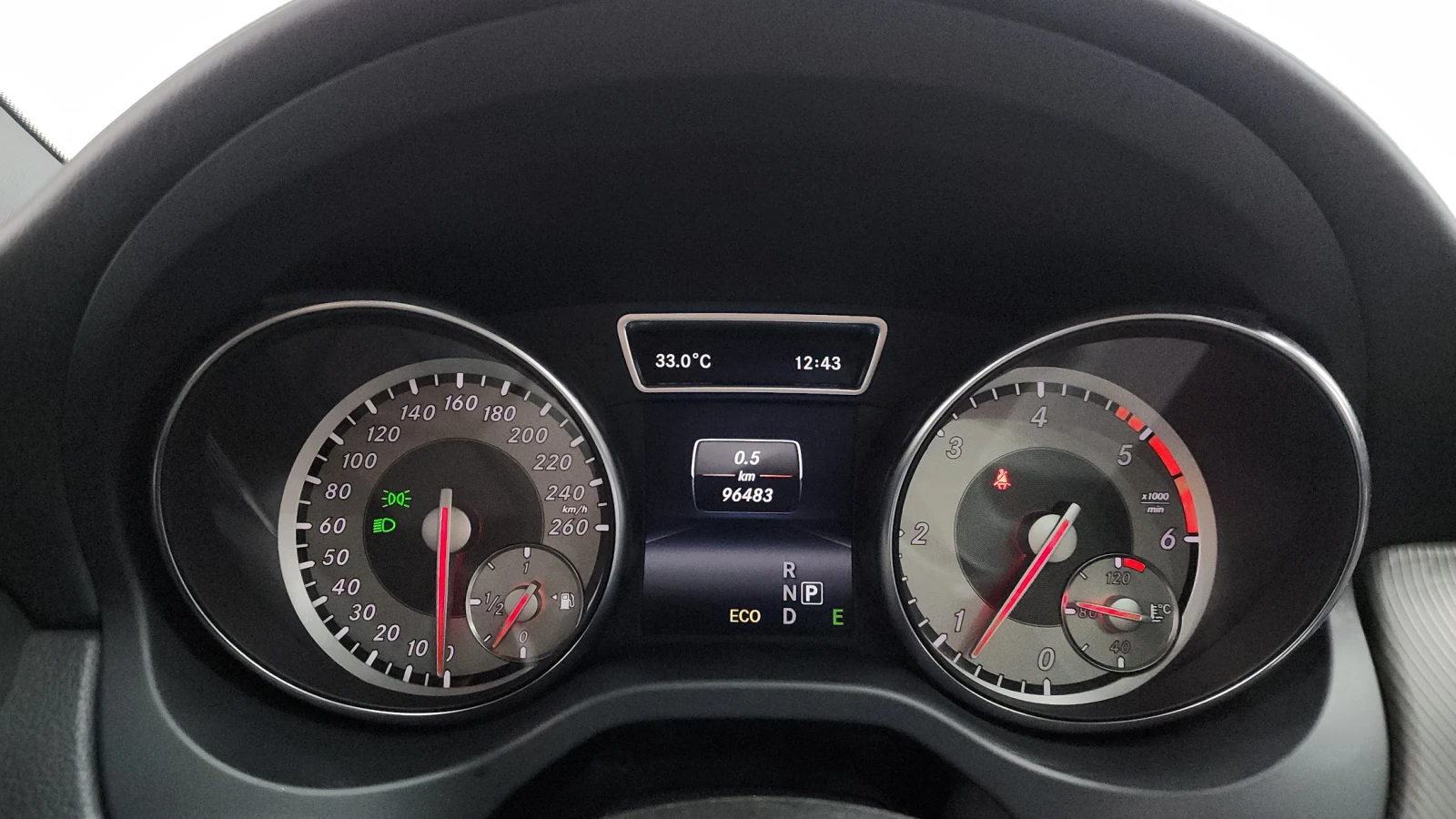 Mercedes-Benz CLA 200 CDI* ЛЮК* КРАЙНА ЦЕНА, снимка 8 - Автомобили и джипове - 55496184