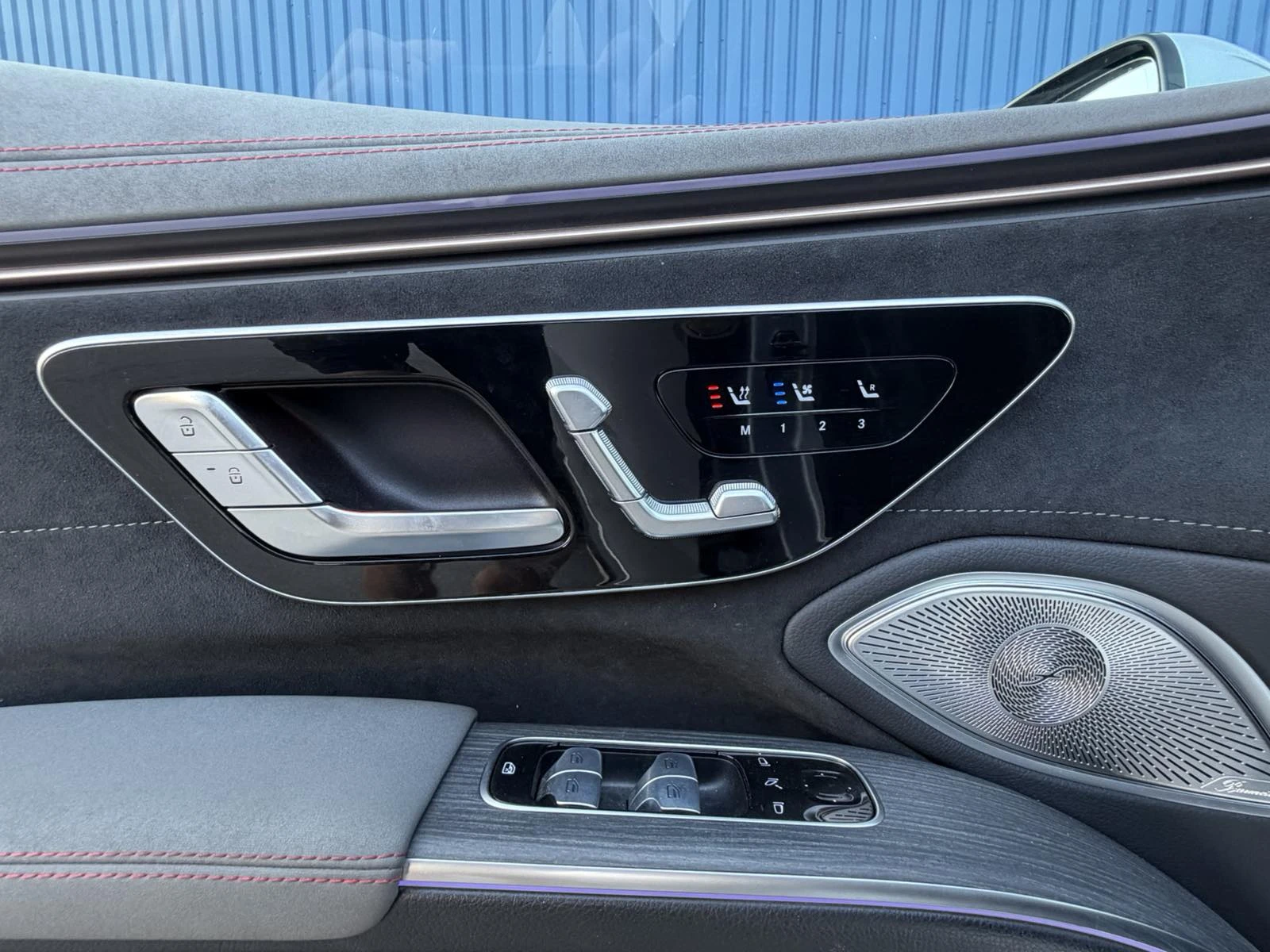 Mercedes-Benz EQS 450+ 4 Масажа Подгрева и Обдухвания, снимка 6 - Автомобили и джипове - 55943094