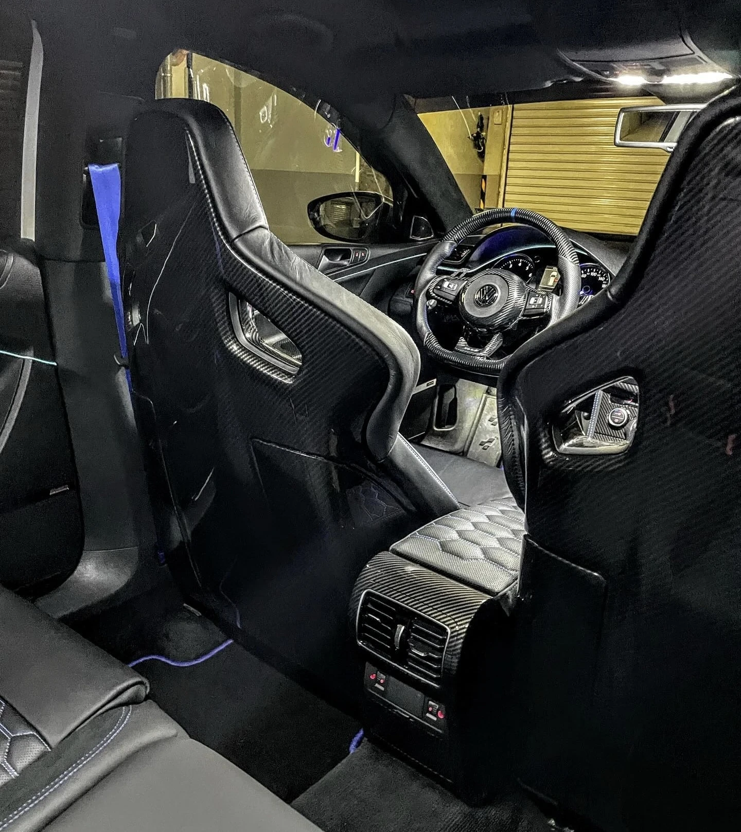 VW Passat R36, снимка 10 - Автомобили и джипове - 56105912