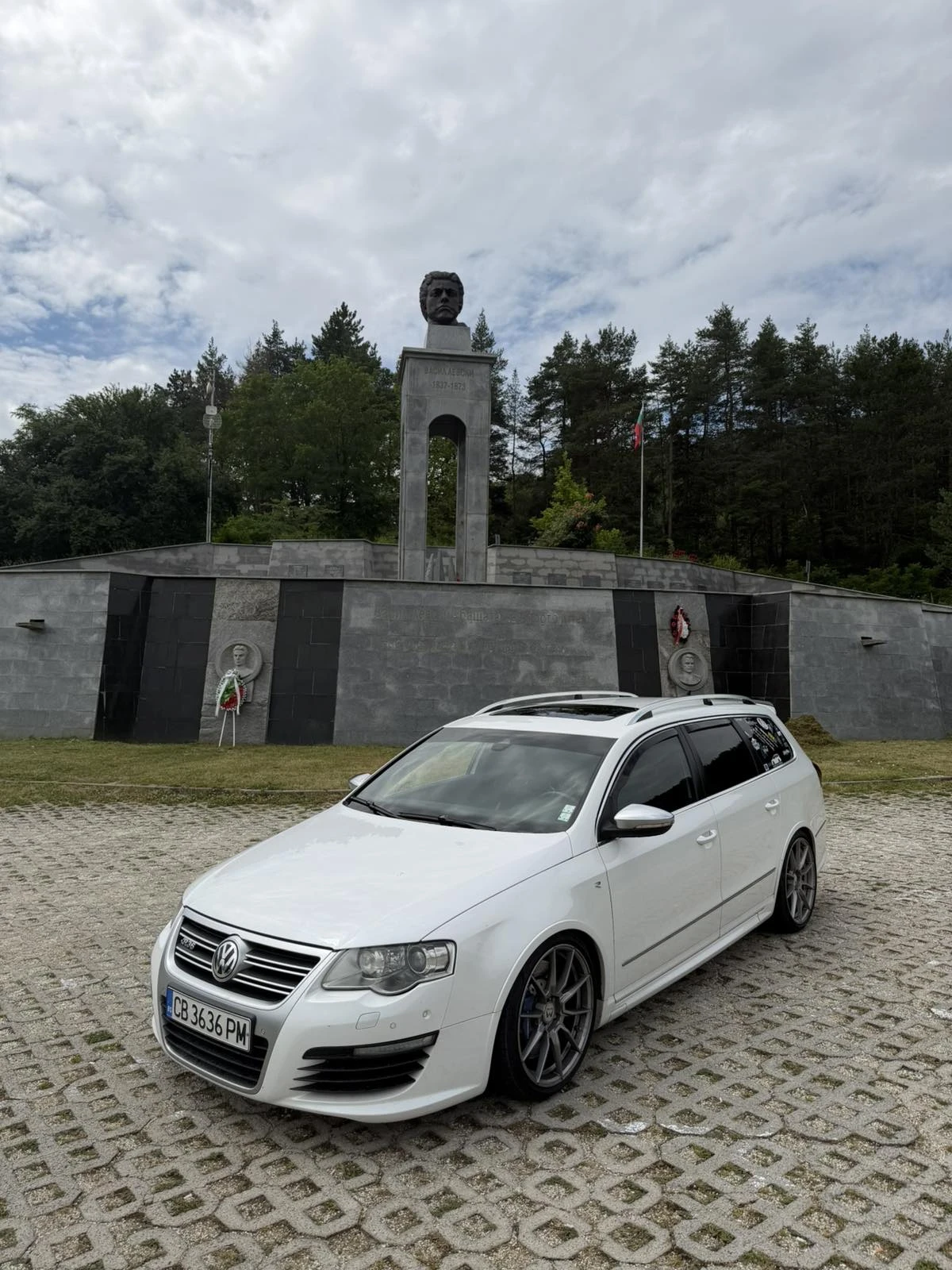 VW Passat R36