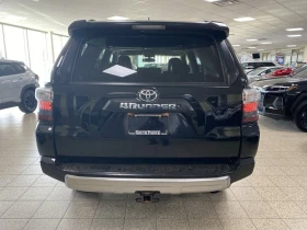 Toyota 4runner TRD Off-Road 4WD/KEYLESS/NAVI/LANE ASSIST, снимка 6