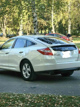 Honda Crosstour, снимка 4