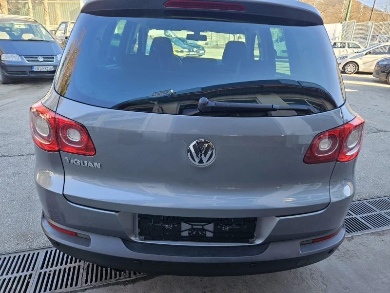 VW Tiguan 2.0 140к.с, снимка 6 - Автомобили и джипове - 49376483