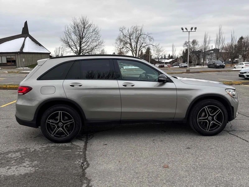 Mercedes-Benz GLC 300 CARFAX, снимка 3 - Автомобили и джипове - 52561984