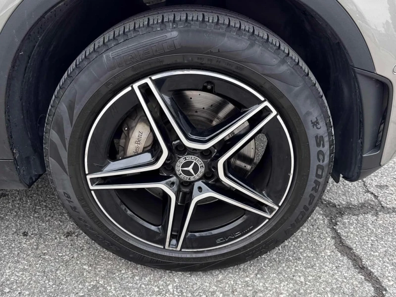 Mercedes-Benz GLC 300 CARFAX, снимка 7 - Автомобили и джипове - 52561984