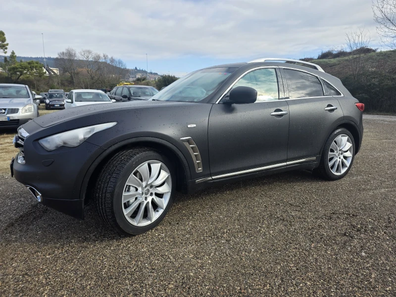 Infiniti QX70 3.0D V6