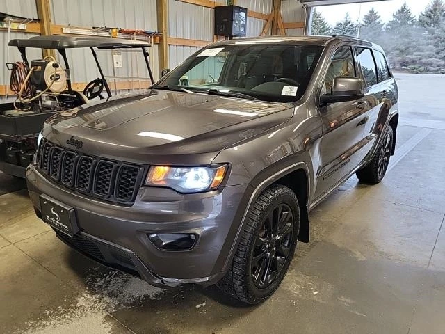 Jeep Grand cherokee ALTITUDE* ПОДГРЕВ* КАМЕРА* КОЖА* КЕЙЛЕС* , снимка 1 - Автомобили и джипове - 49022696