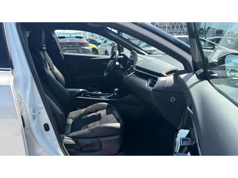 Toyota C-HR 2.0HSD COLLECTION, снимка 6 - Автомобили и джипове - 55440177