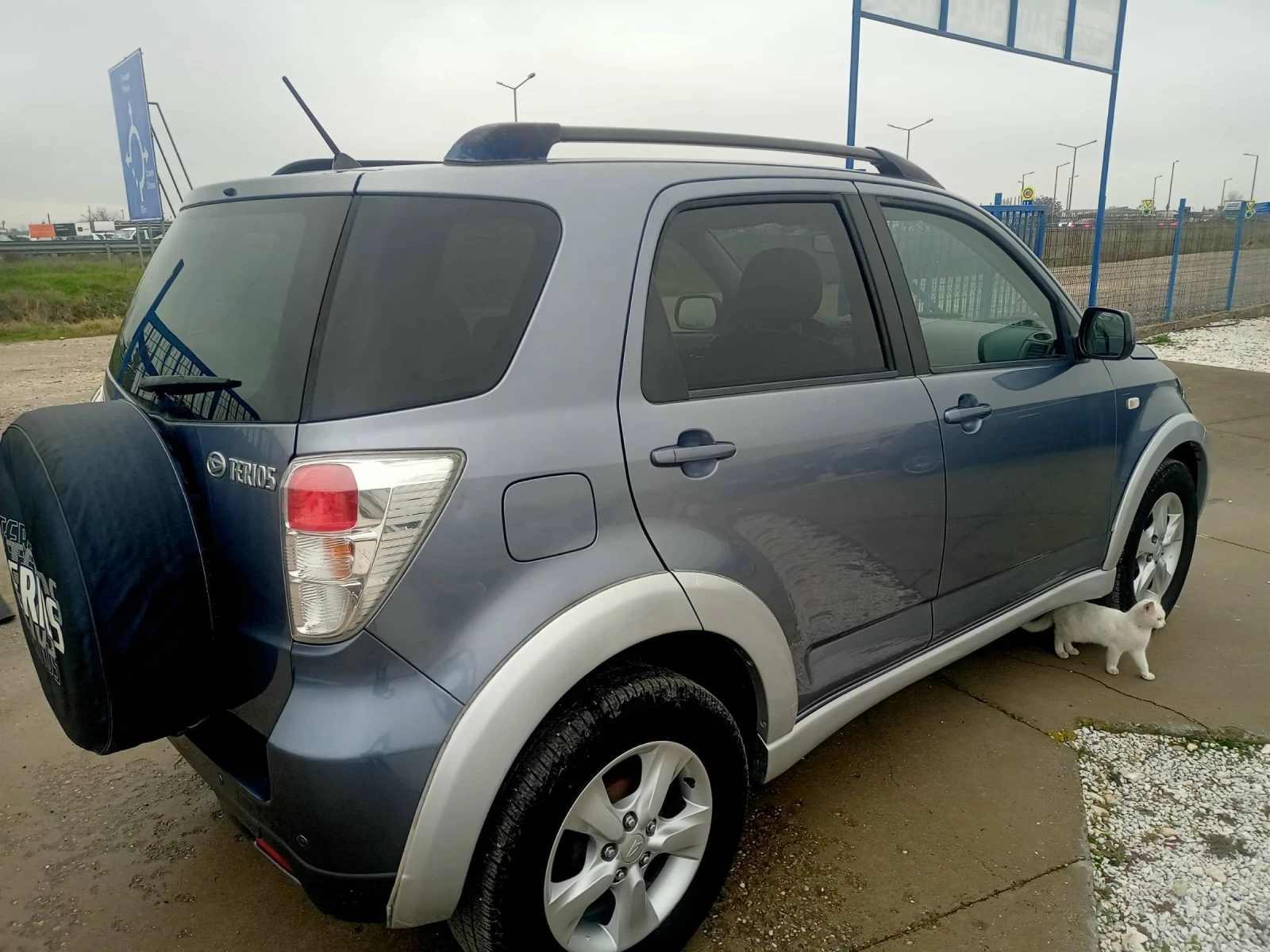 Daihatsu Terios 1.5i 4x4 - изображение 6