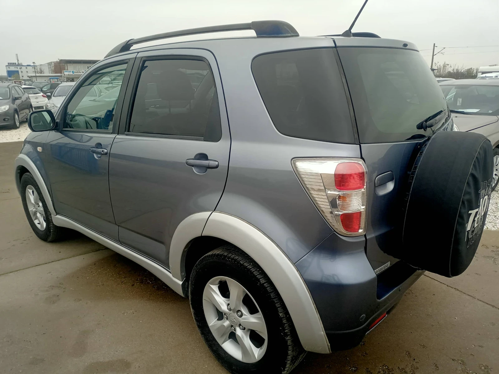 Daihatsu Terios 1.5i 4x4 - изображение 4