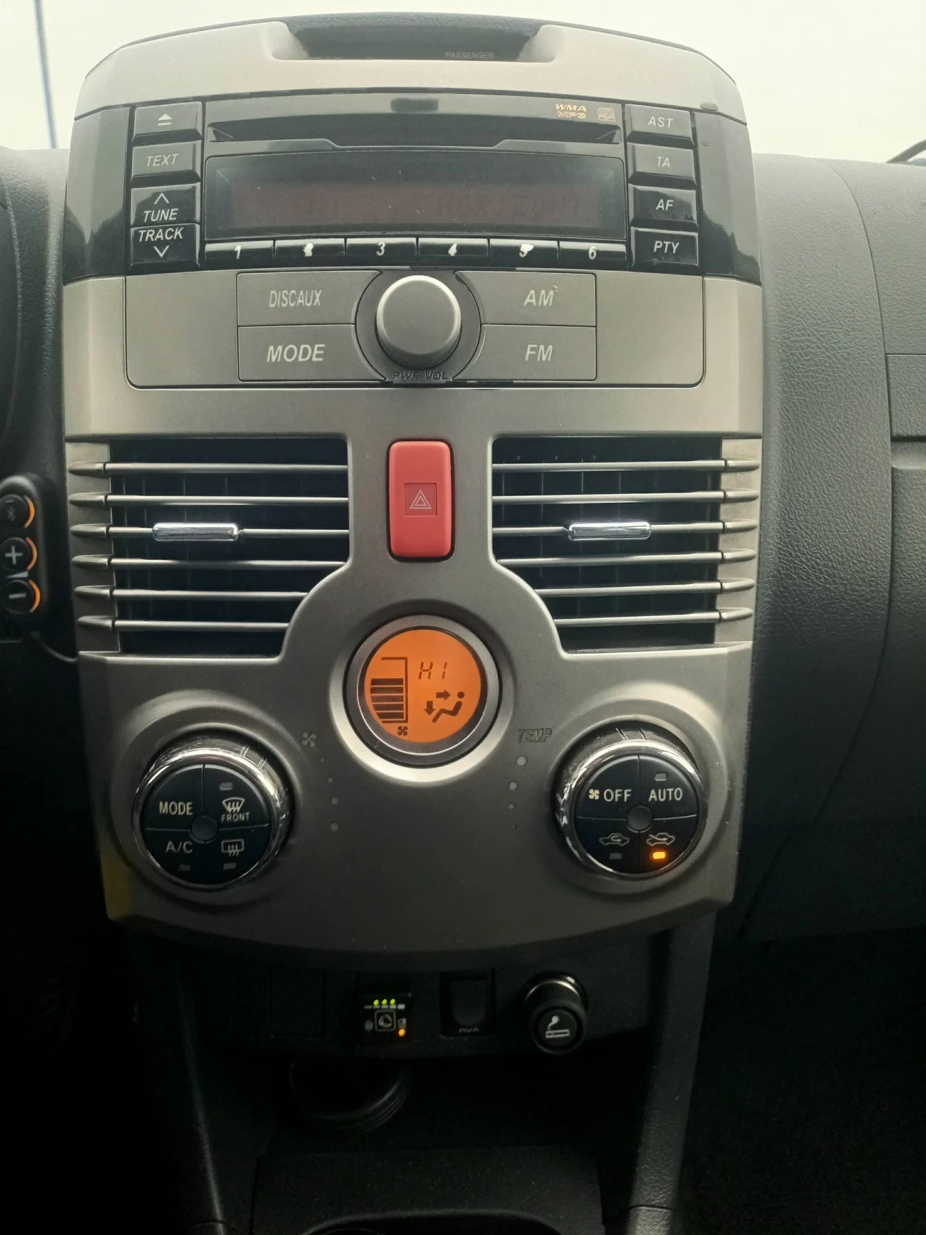 Daihatsu Terios 1.5i 4x4 - изображение 10