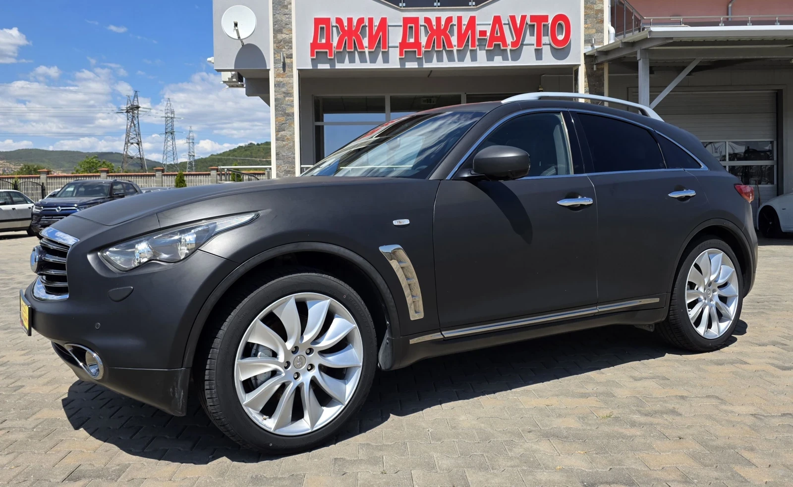 Infiniti QX70 3.0D V6