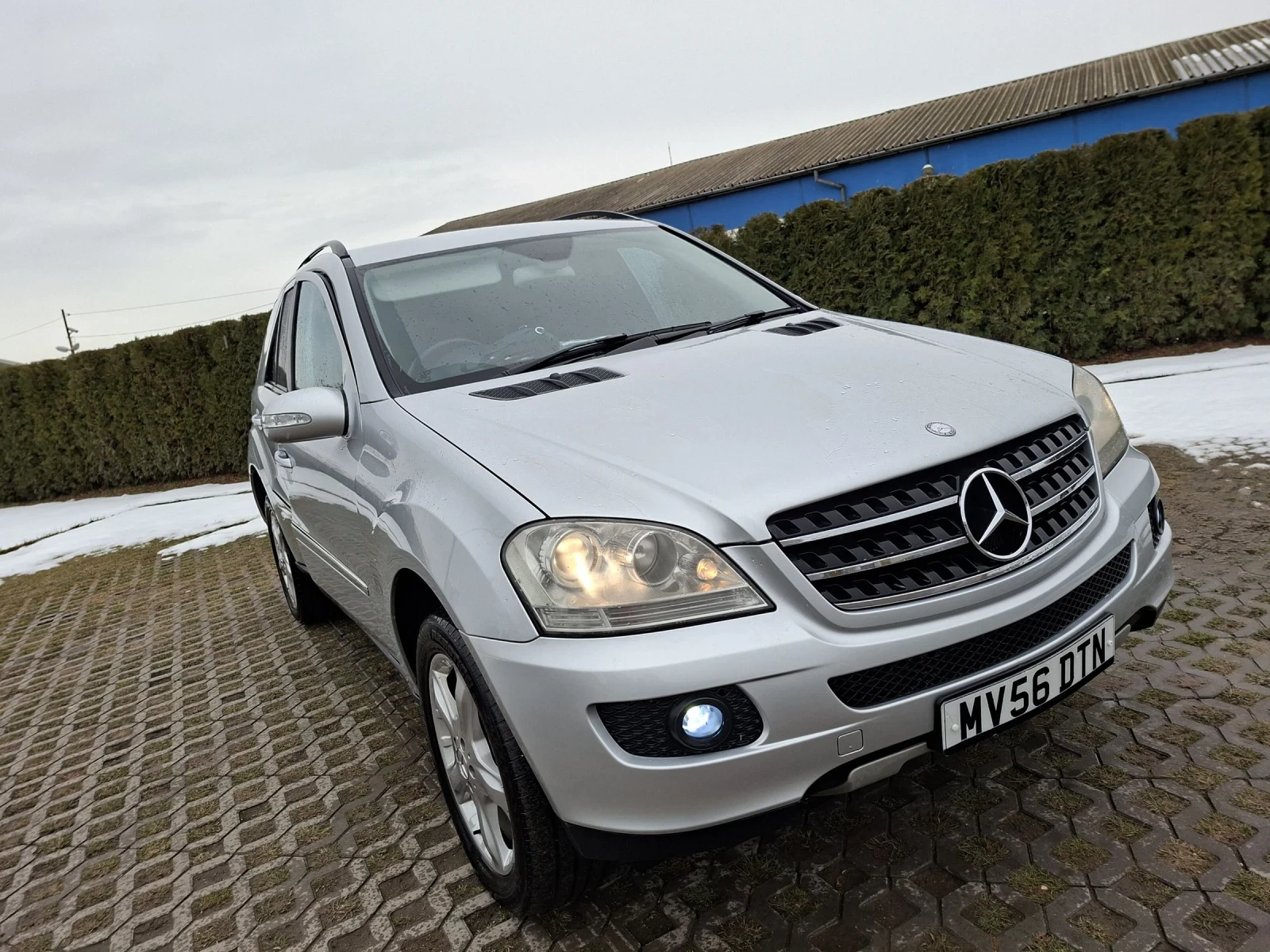 Mercedes-Benz ML ДесенВолан, снимка 10 - Автомобили и джипове - 53743023