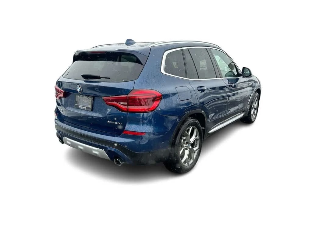 BMW X3 * xDrive30i Low Km | Prem Essential | Sunroof | Na, снимка 13 - Автомобили и джипове - 53945056