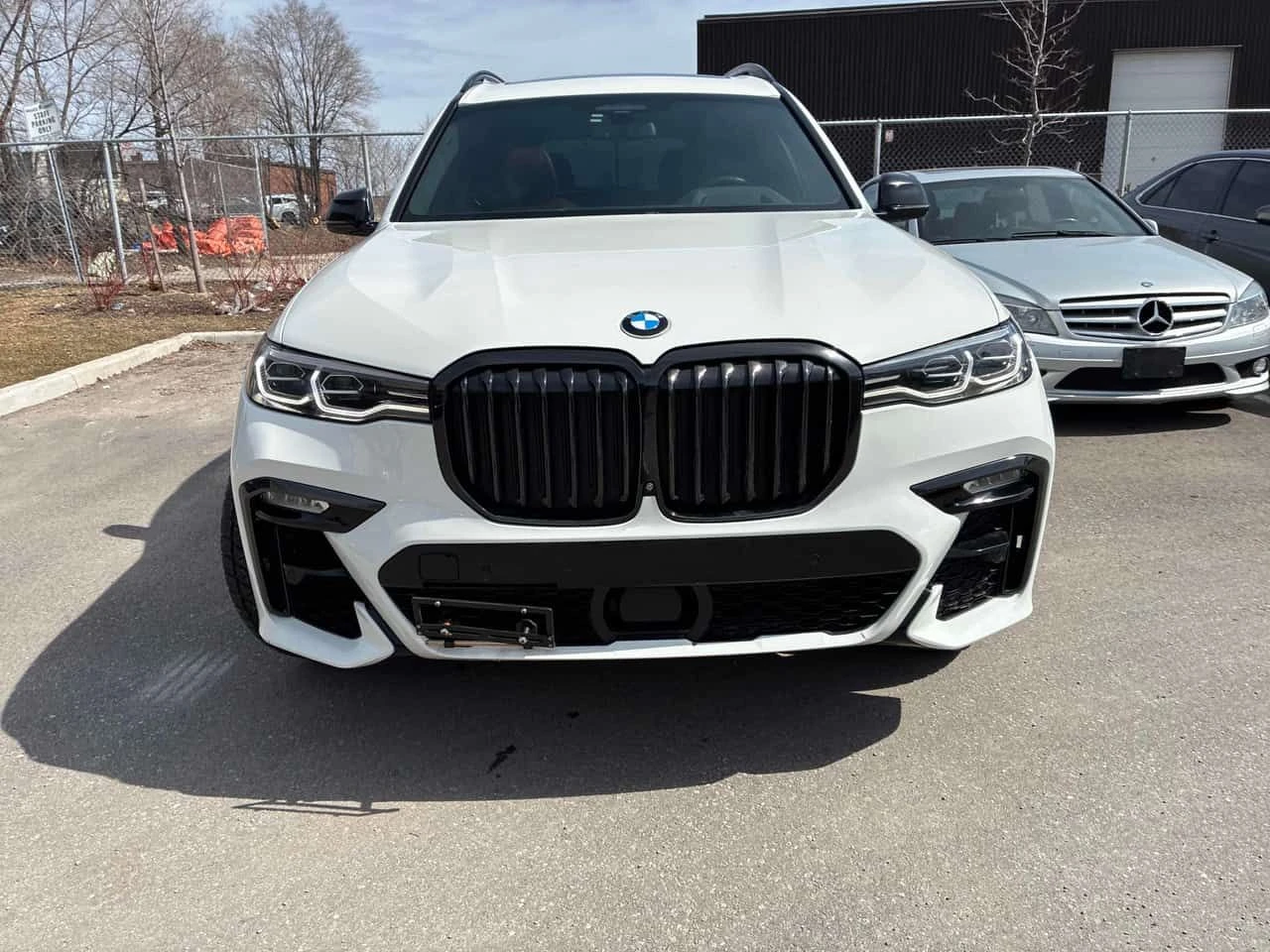 BMW X7 * xDrive40i * ДИСТРОНИК * 360 * ОБДУХВАНЕ * H/K, снимка 6 - Автомобили и джипове - 53977554