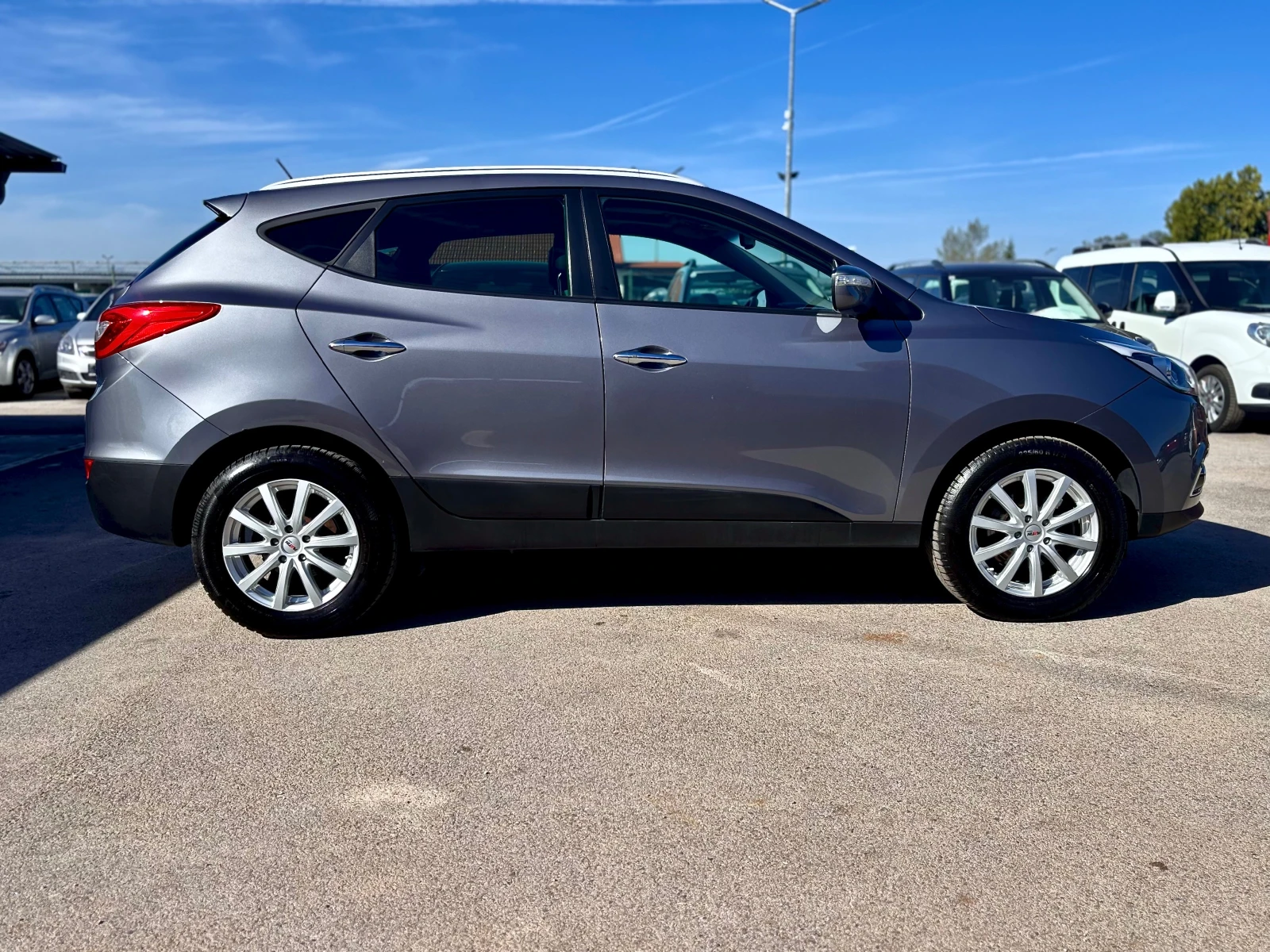 Hyundai IX35 4x4, снимка 4 - Автомобили и джипове - 54339214