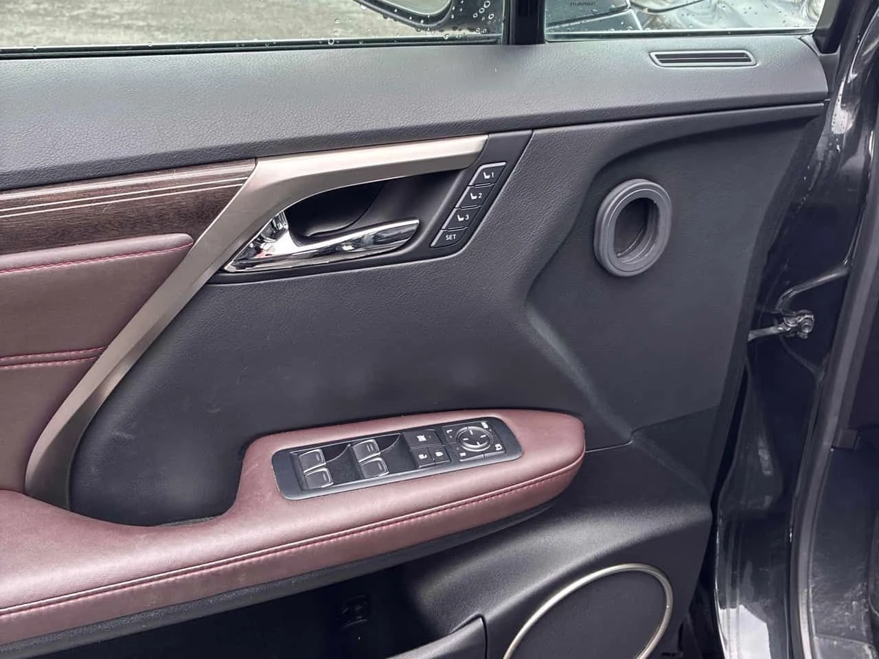 Lexus RX 350 * AWD 4dr * PANO* KEYLESS* ПОДГРЕВ* , снимка 11 - Автомобили и джипове - 54421372