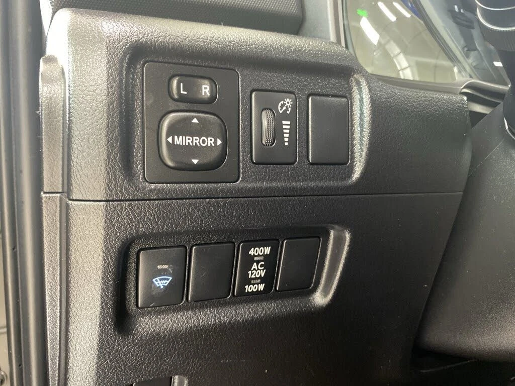 Toyota 4runner TRD Off-Road 4WD/KEYLESS/NAVI/LANE ASSIST, снимка 12 - Автомобили и джипове - 54513315