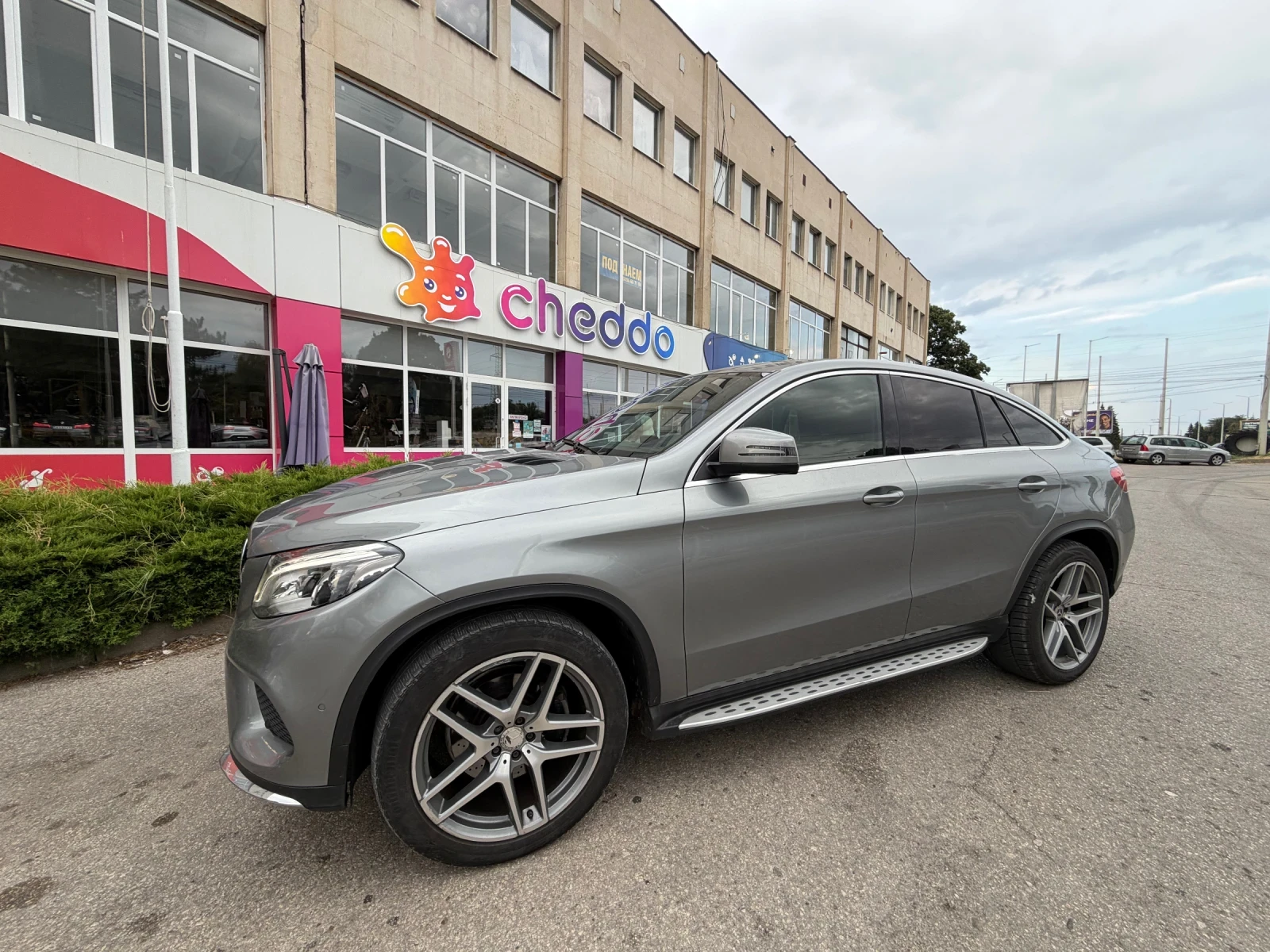 Mercedes-Benz GLE Coupe AMG* DISTRONIK* 9G, снимка 2 - Автомобили и джипове - 55792130