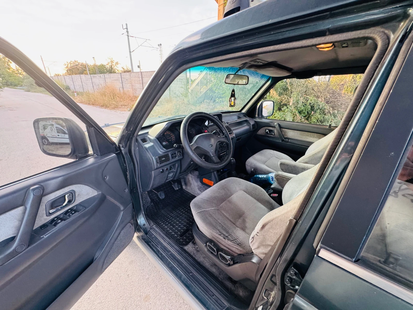 Mitsubishi Pajero, снимка 9 - Автомобили и джипове - 55943709