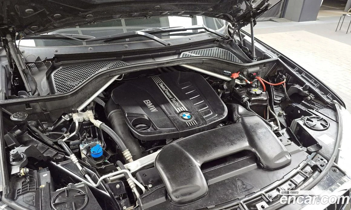 BMW X6 xDrive 30d, снимка 6 - Автомобили и джипове - 56157055
