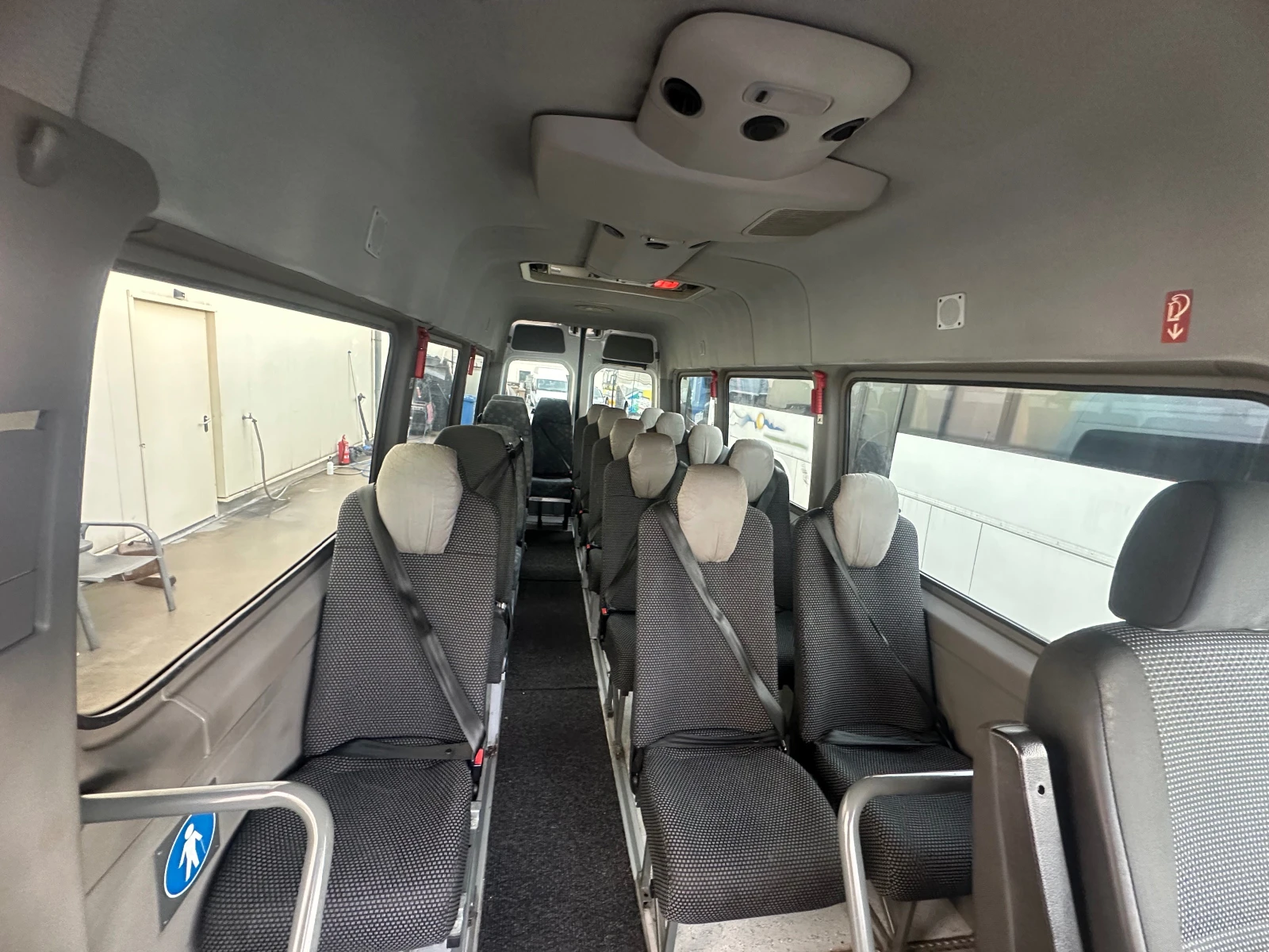 Mercedes-Benz Sprinter 513 Klimatik, снимка 9 - Бусове и автобуси - 54454838