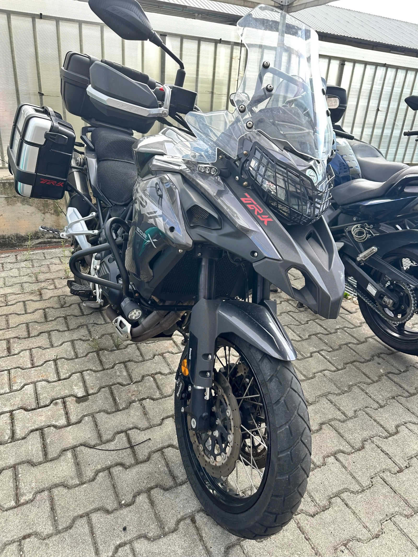 Benelli TRK 502 03.2023г. кат.А2, снимка 15 - Мотоциклети и мототехника - 56295050