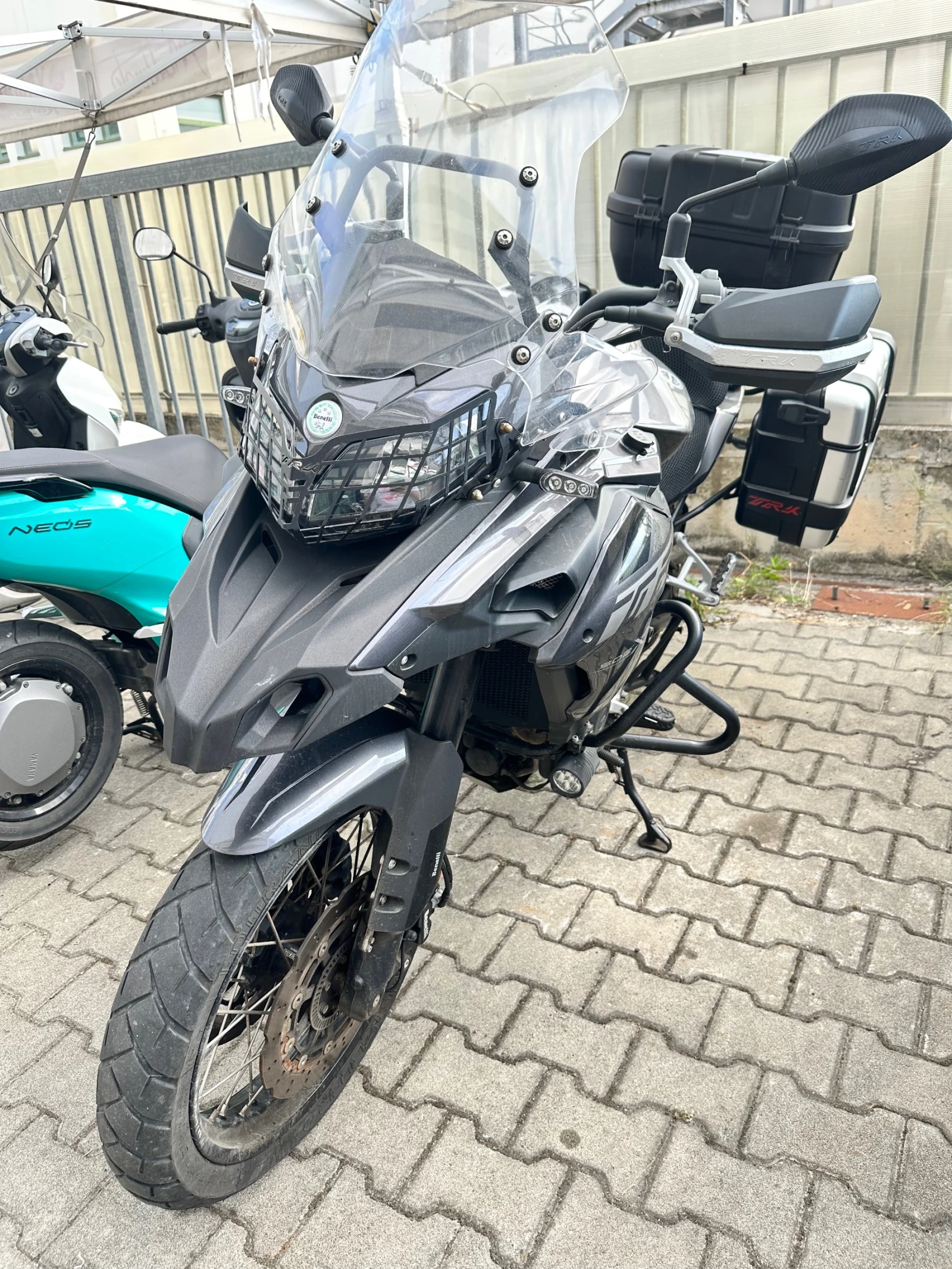 Benelli TRK 502 03.2023г. кат.А2, снимка 14 - Мотоциклети и мототехника - 56295050
