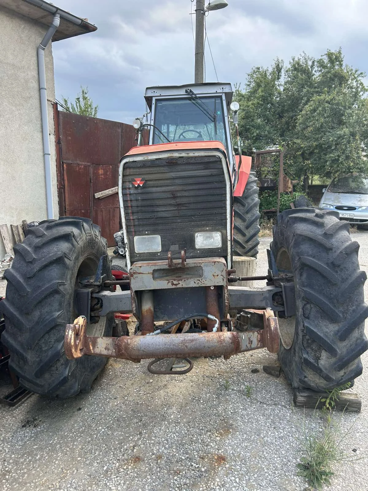 Трактор Massey 3680, снимка 1