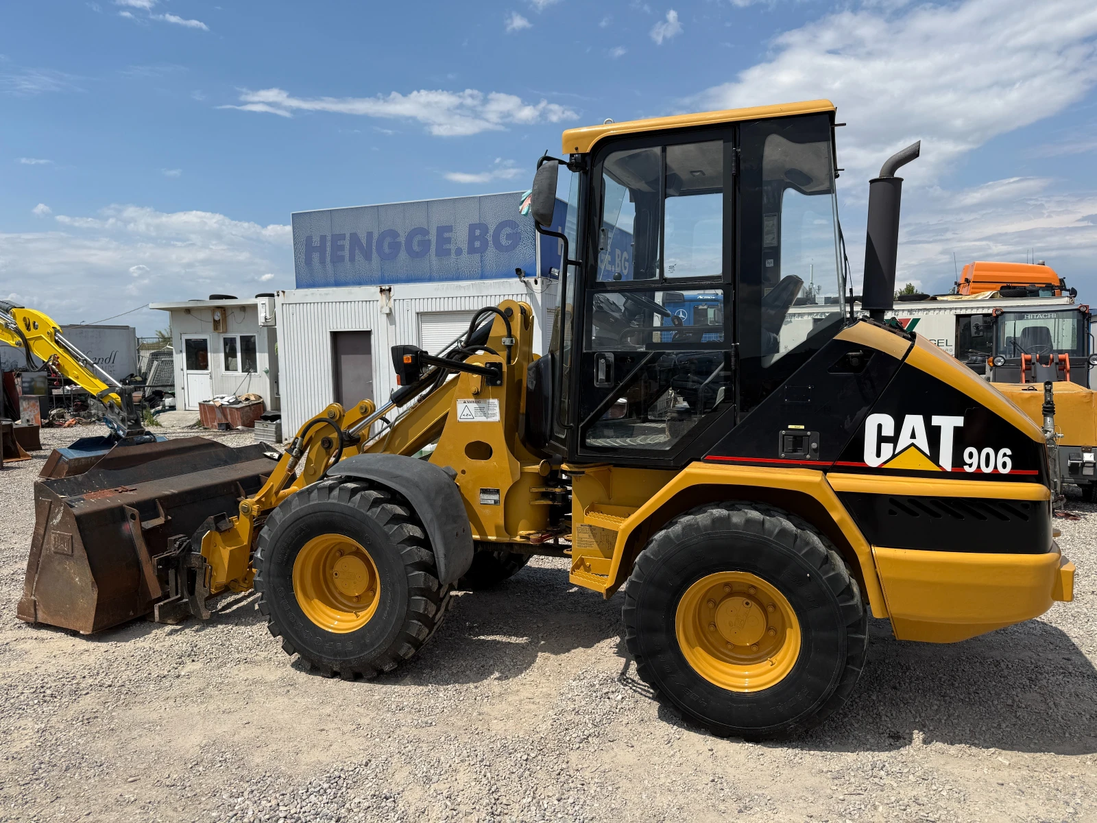 Челен товарач Caterpillar 906, снимка 6 - Индустриална техника - 55405660