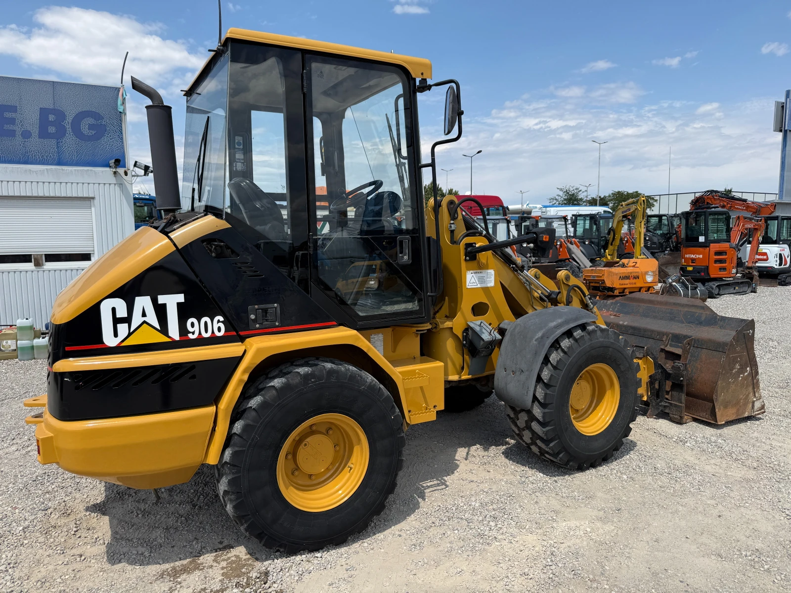 Челен товарач Caterpillar 906, снимка 13 - Индустриална техника - 55405660