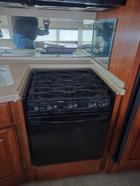 Кемпер Fleetwood Bounder НАЛИЧЕН В БЪЛГАРИЯ, снимка 9