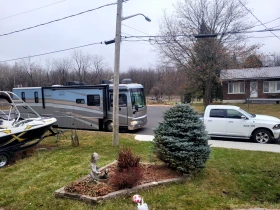 Кемпер Fleetwood Bounder, снимка 9