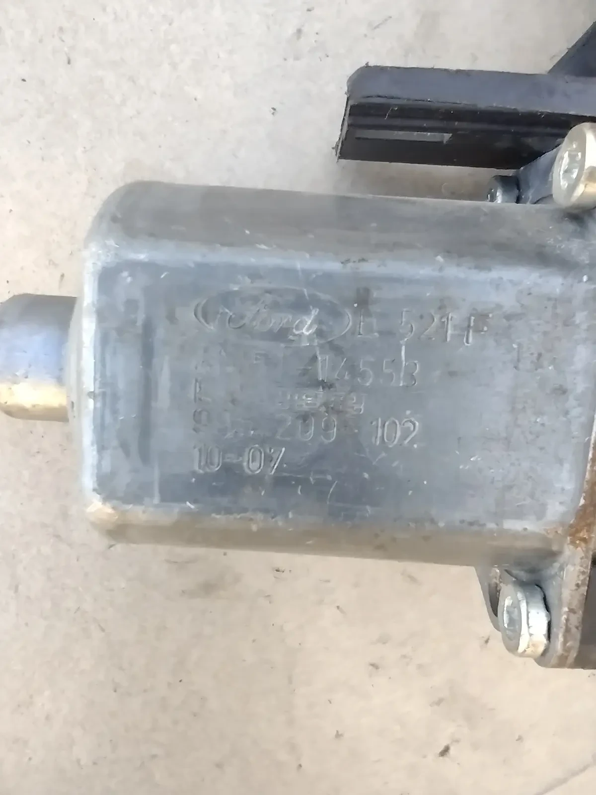 4M5T-14553       FORD FOCUS II 0130822216  | Mobile.bg   3