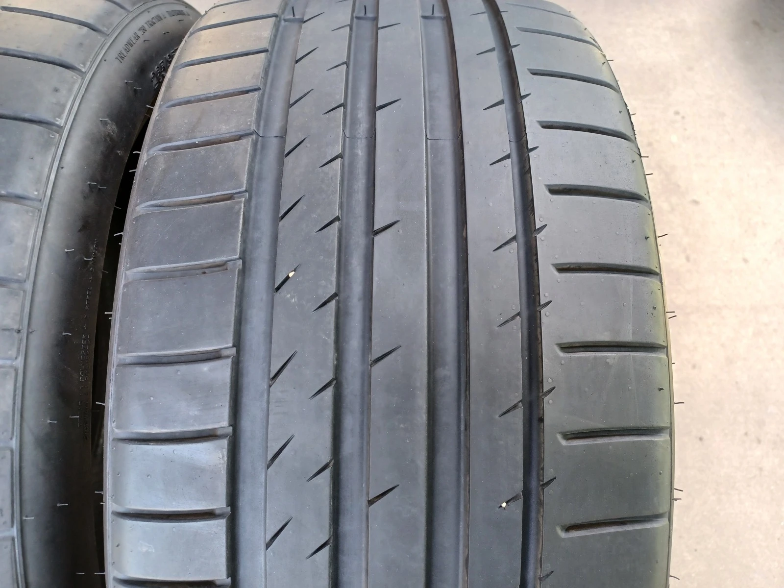  265/35R21 | Mobile.bg   7