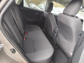 Toyota Auris 1.6D-4D* LED* EURO6B* , снимка 12