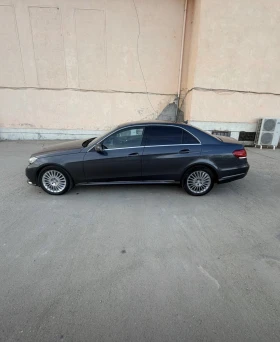 Mercedes-Benz E 300, снимка 3
