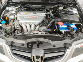 Honda Accord 2.4 executive automatic , снимка 12 - Автомобили и джипове - 43282849