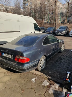 Mercedes-Benz CLK 200, снимка 2