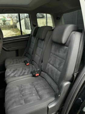 VW Touran 2.0TDI* FULL* DSG* 6+ 1*  - 15499 лв. / 7924.51 € - 92566442 14