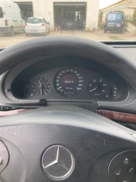 Mercedes-Benz E 220 2.2 Cdi - 2800 € / 5476.32 лв. - 38603405 12