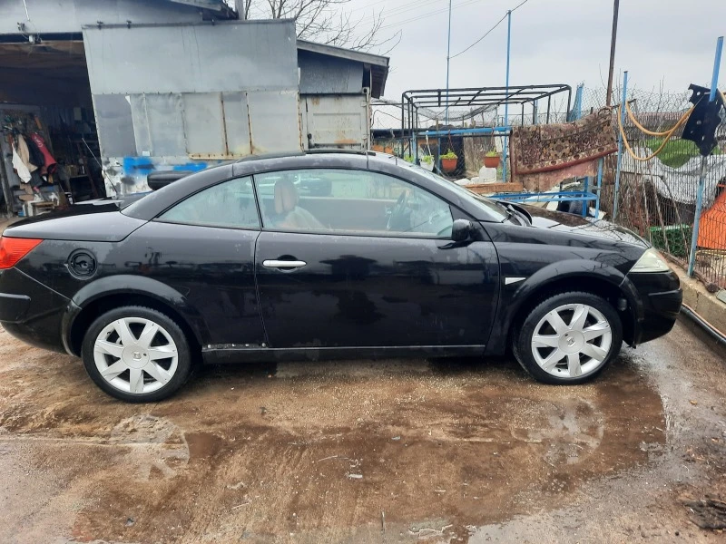 Renault Megane 1.6  i, снимка 4 - Автомобили и джипове - 44570246