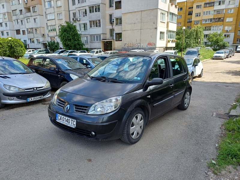 Renault Scenic, снимка 6 - Автомобили и джипове - 45892450