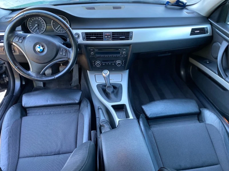 BMW 320 d Coupe, снимка 11 - Автомобили и джипове - 46257830