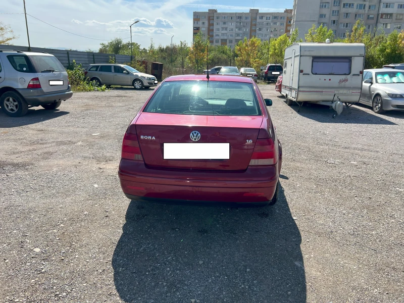 VW Bora, снимка 5 - Автомобили и джипове - 47357789