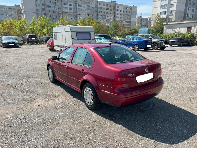 VW Bora, снимка 6 - Автомобили и джипове - 47357789