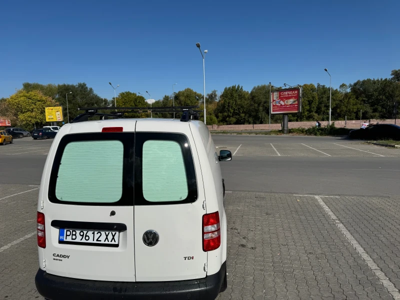 VW Caddy, снимка 4 - Автомобили и джипове - 47481020