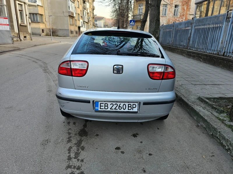 Seat Leon 1.6 16v, снимка 5 - Автомобили и джипове - 49133971